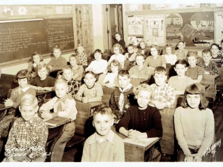1952 Lester Park 5th Grade Classroom