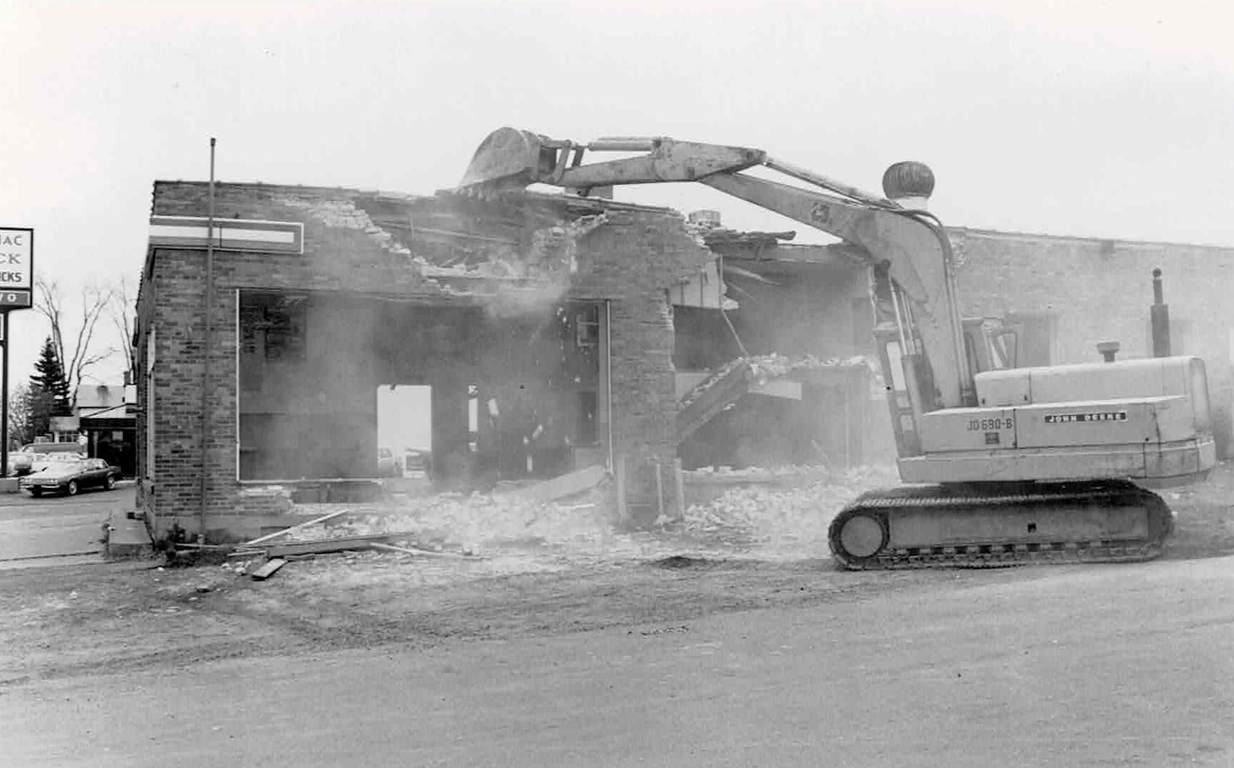 Demolition-Ashland Ford Building
